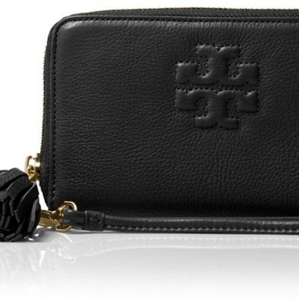 Tory Burch black leather thea smartphone wallet